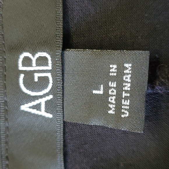 AGB, women's blouse,  black and Royal blue. Size large. Raglan sleeves. - Picture 6 of 9